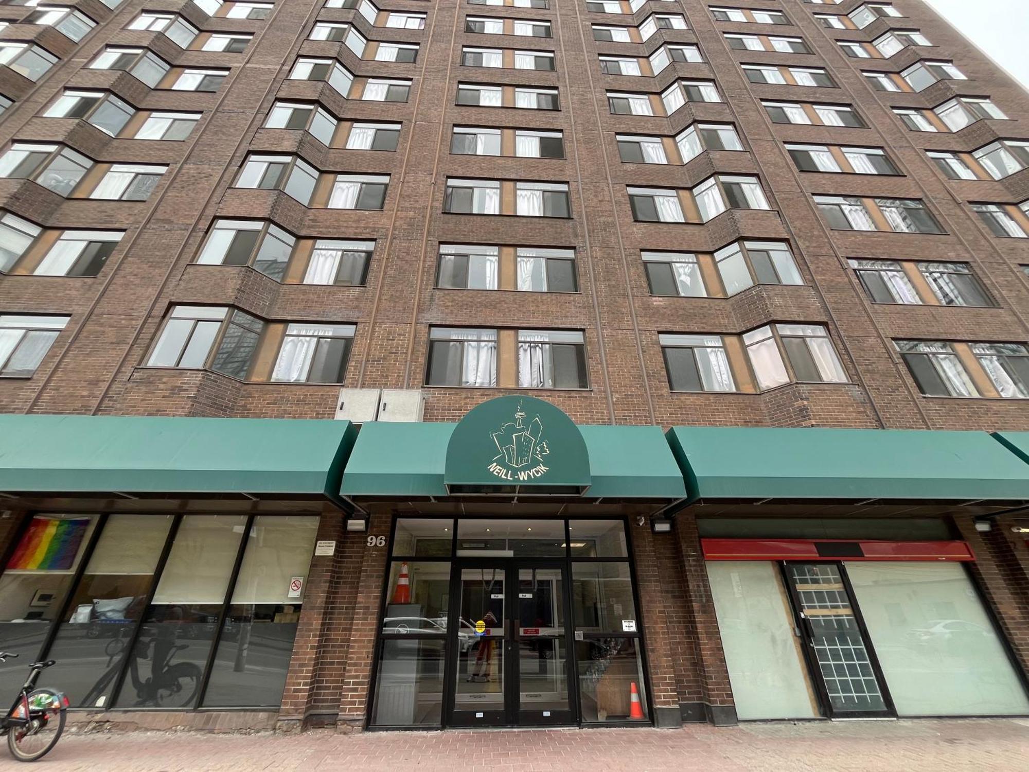 Neill Wycik Hotel Торонто Екстериор снимка